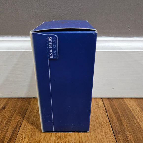 ✨️New Vintage 2001 Hallmark Barbie Christmas Ornament Sophisticated Lady Fashion - Picture 3 of 8